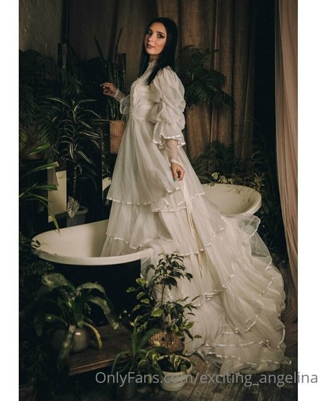 evelinaqueen actress image