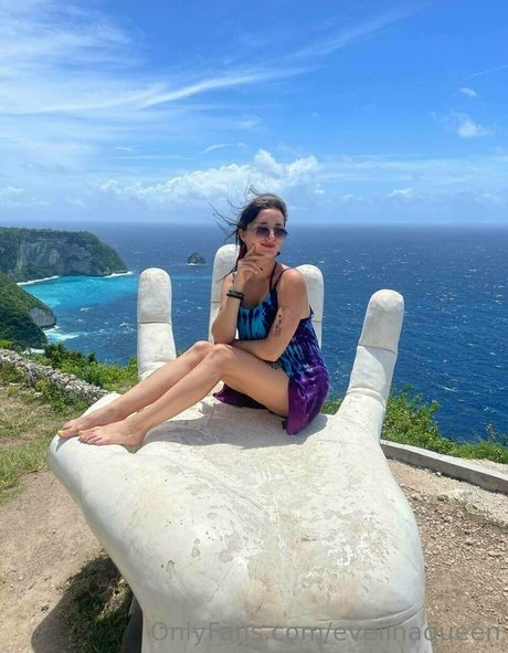 evelinaqueen naked pornstar archive