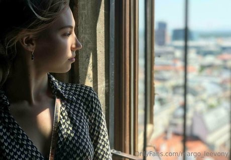 margo leevony sexy pornstar image