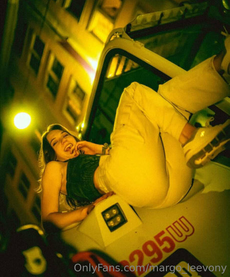 margo leevony free actress pictures