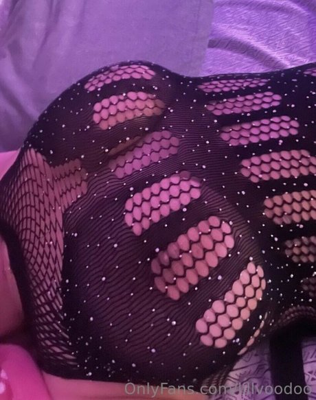 Lillvoodoo star adult images