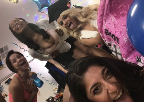 divinevenusvixen pornstar free pic