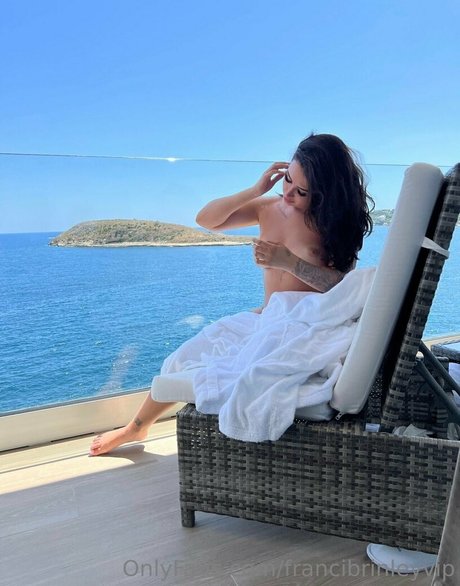 francibrinleyvip nudes model image