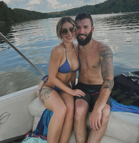 Kandyce Robbe hd actress pic