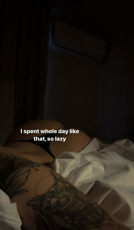 olesyaliberman model beautiful photo