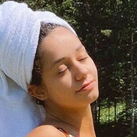 Lena Situations naked pornstar pics