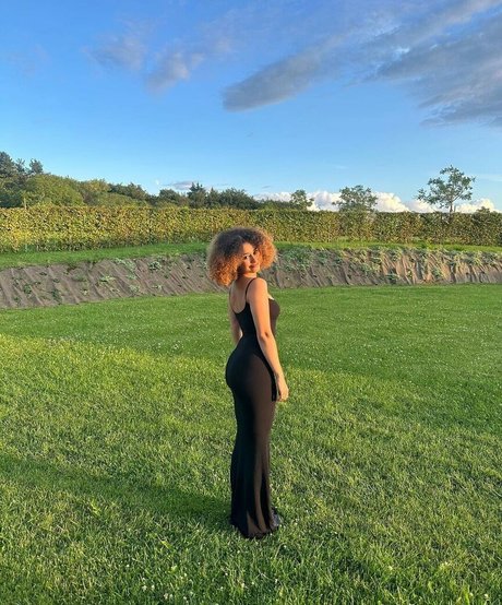 Lena Situations xxx pornstar gallery