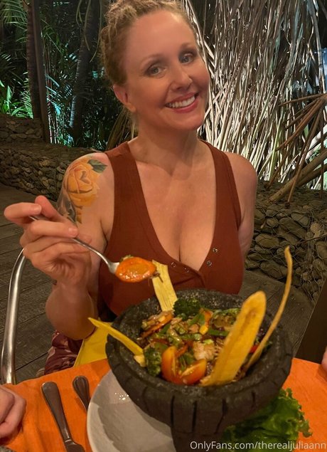 TheRealJuliaAnn nudes actress galleries