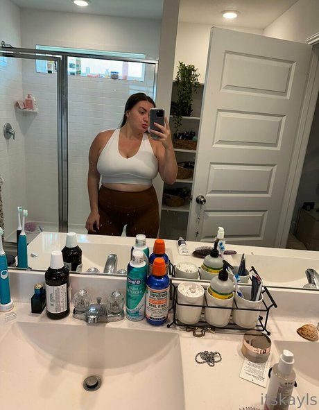 itskayls hot actress pictures