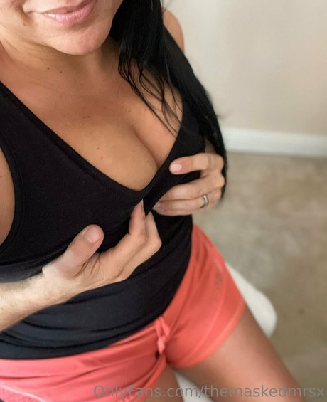 themaskedmrsx sex model pictures