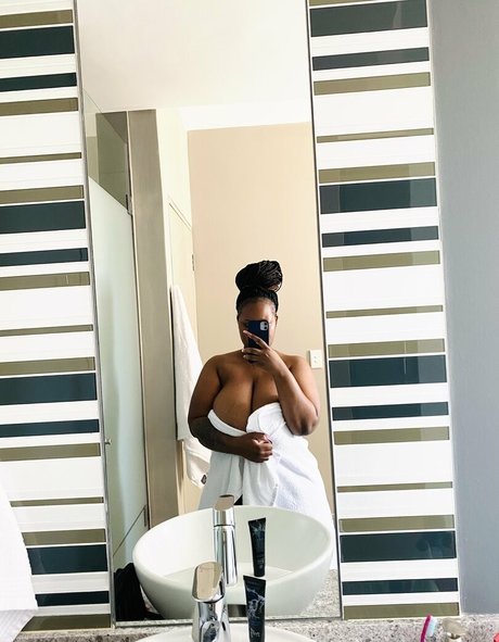 Milkshake Samme nude pornstar picture