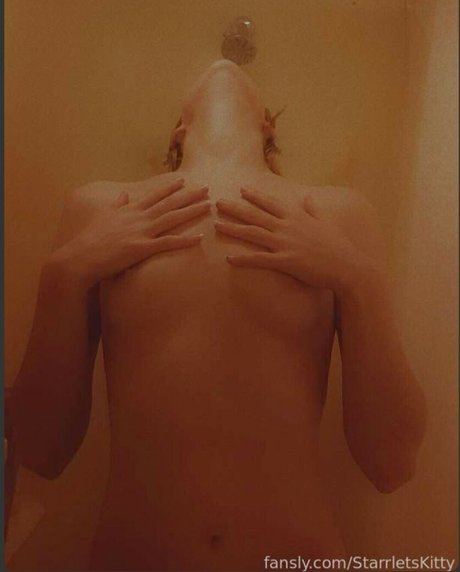 StarrletsKitty beautiful actress photos