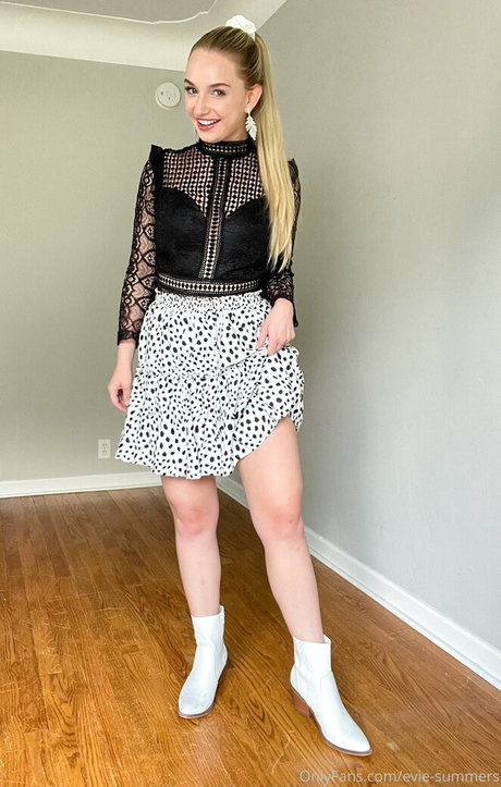 evie summers adult model pictures