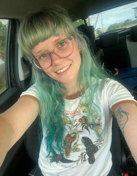 heidivfree nude star photos