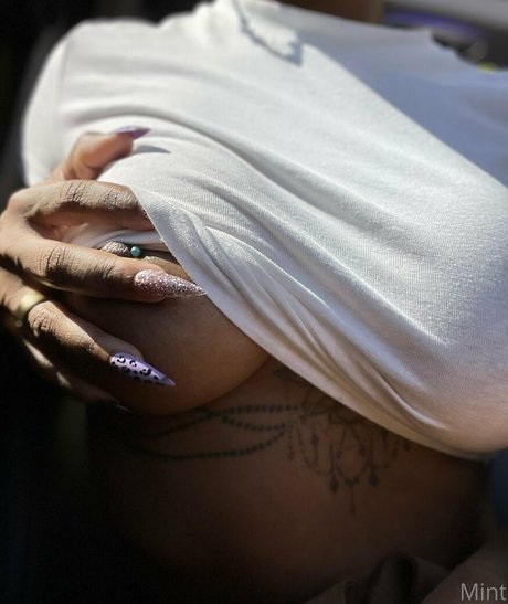 therealbombshell mint perfect pornstar pic