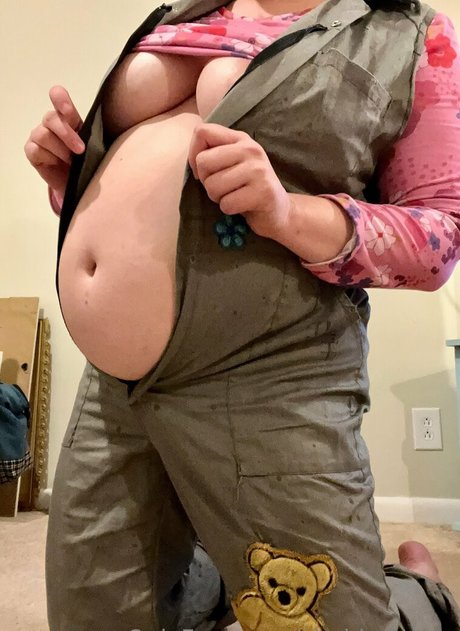 chubbyfattoy model nude galleries