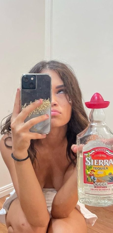 Tyeeshaangel star art photo