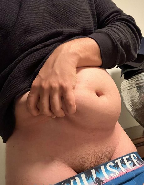 used to have abs nude model pics