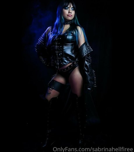 sabrinahellfiree star adult photo