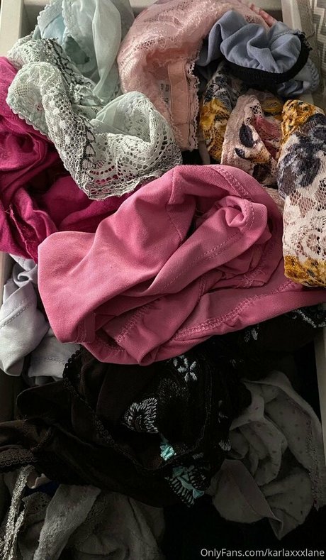 karlaxxxlane nude pornstar photo