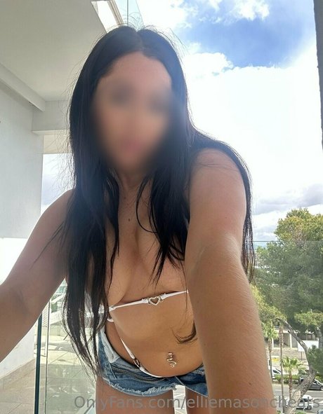 elliemasonxx art actress pictures