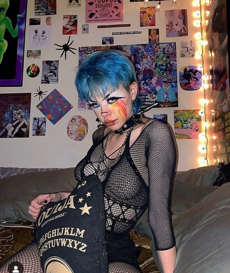 Death2Honey sex star gallery