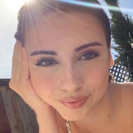 ines roml adult star image