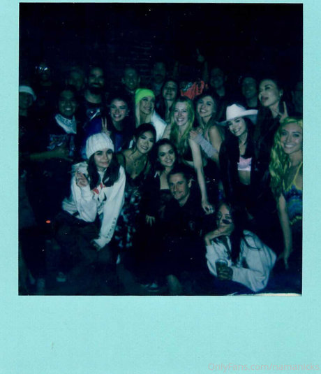 namanicks pornstar nude photos