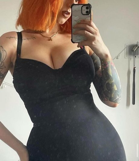 Hollie Rutter pornstar perfect picture