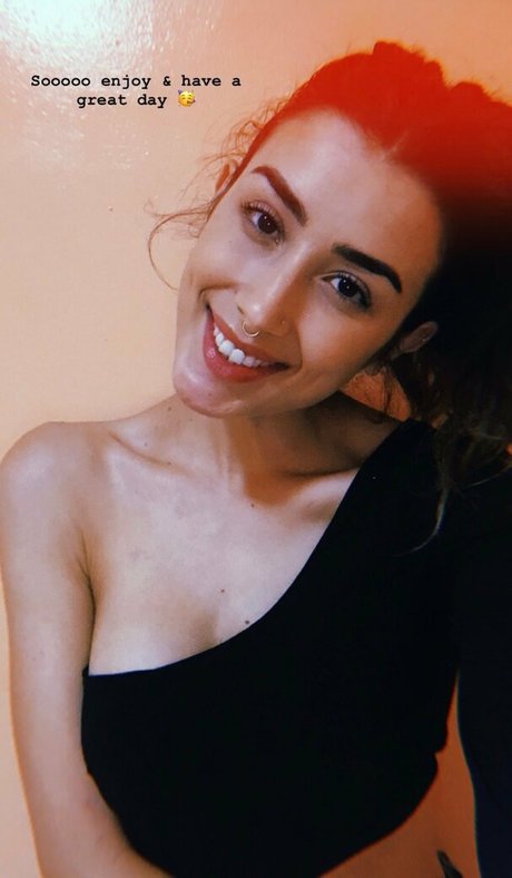 dela roo pornographic star images