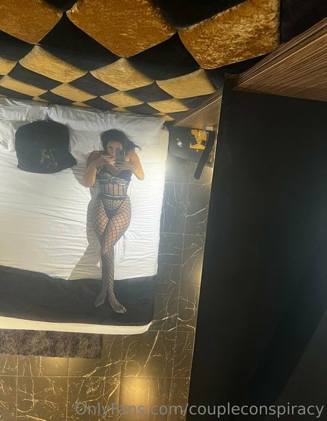 coupleconspiracy model perfect photos