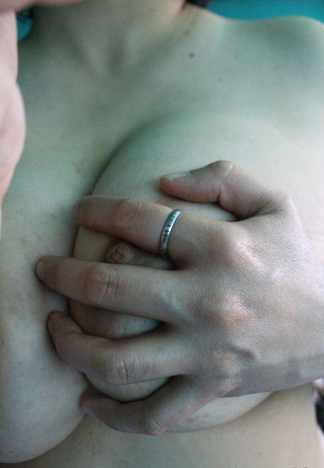 elenagr33n model high quality archive