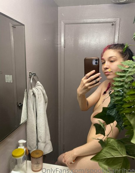 spookysanrihoe pretty star img