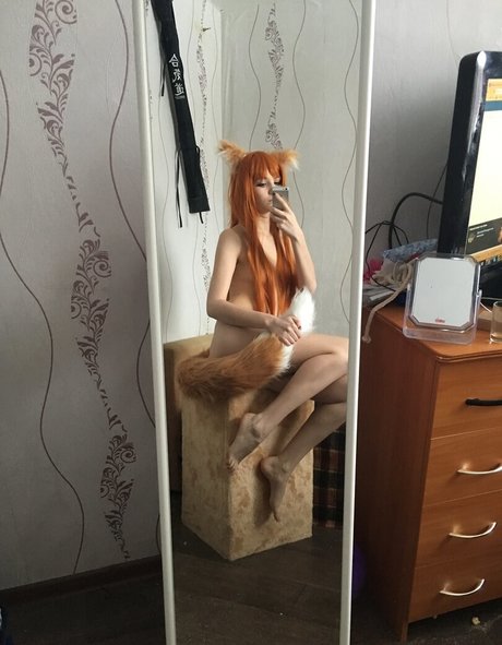 Tsuki Desu model nice pictures