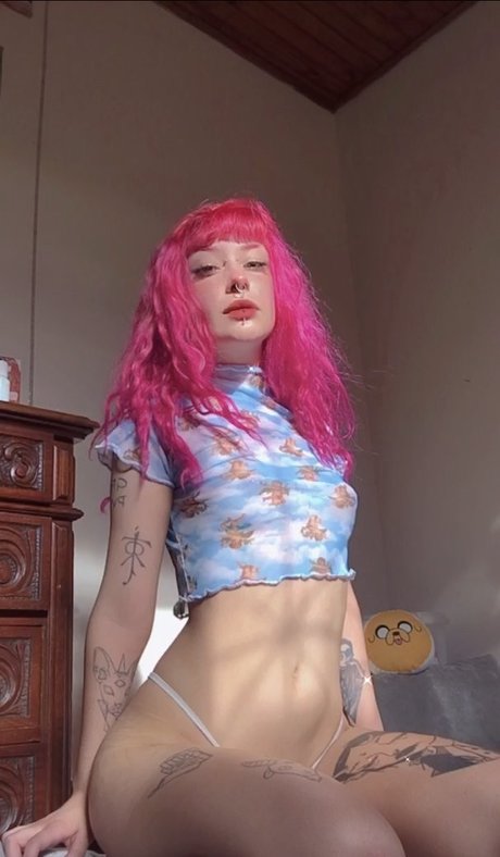 Bxbynana model nude photo