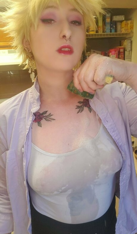 urarakaochako nude model pics