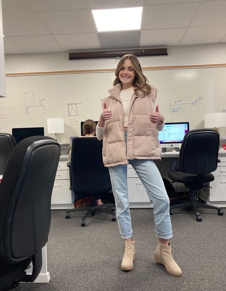 Lauren Mae sexy pornstar pictures