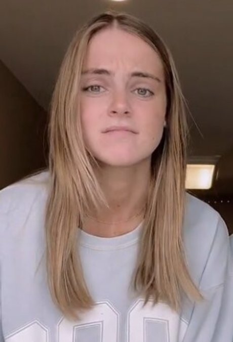 Lauren Mae sexy pornstar gallery