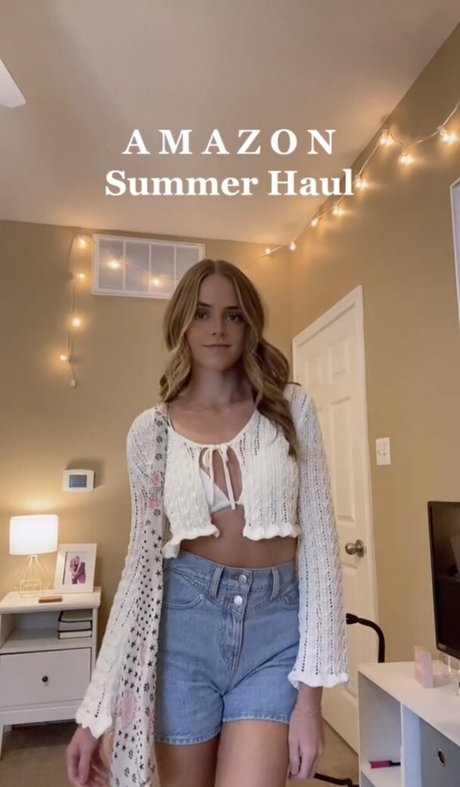 Lauren Mae star top image