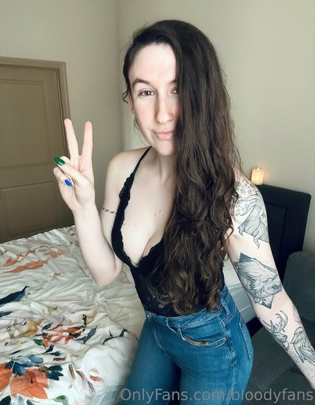 bloodyfans art pornstar photo