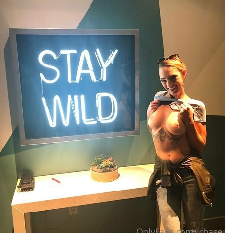 jchase star naked galleries