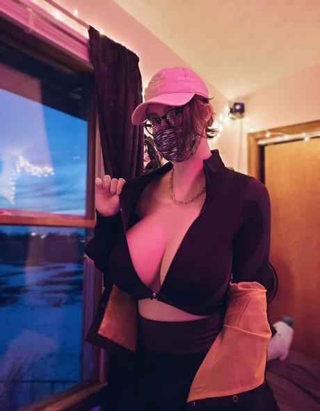 kaydeguts high quality star pic