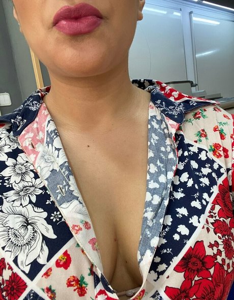 hiyensex pornstar photo