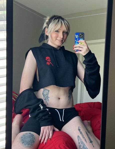 RoseWaltzEX pornographic actress pics