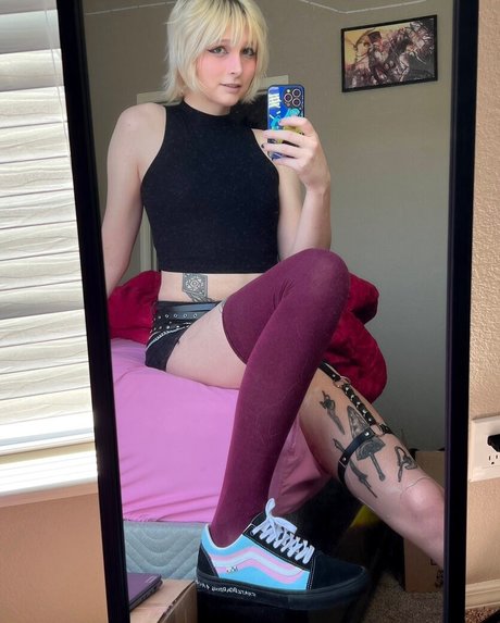 RoseWaltzEX naked star photo