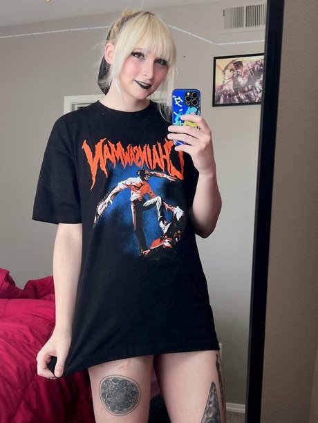 RoseWaltzEX model porn archive