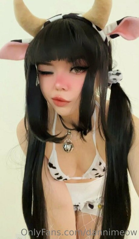 DanniMeow star pretty photo