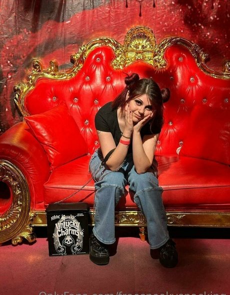 spookysnacking pretty model archive