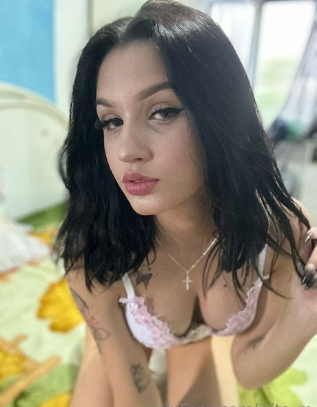 Izita m model best photo