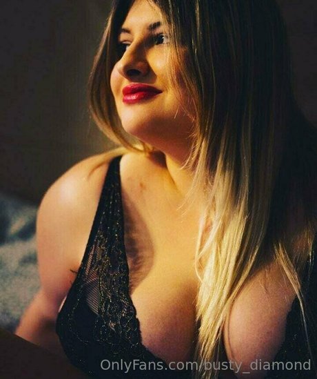 busty diamond naked model archive